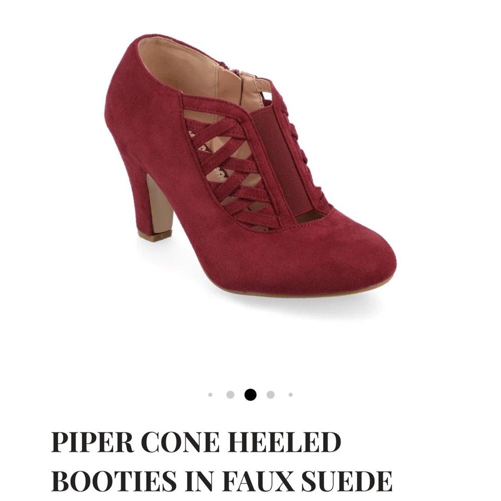 NWT journey collection women’s ankle boots Burgundy Size 7.5 Bootie Suede